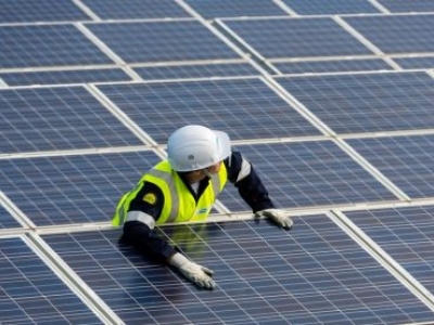 Energia solar autofinanciável para a indústria catarinense