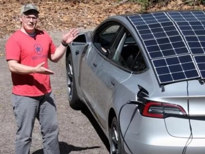 Dono de Tesla instala painel solar em um Model 3